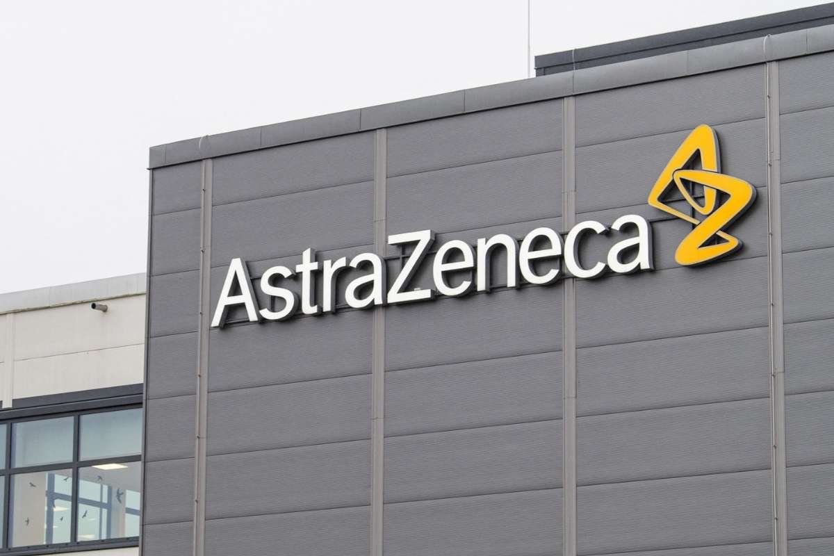 AstraZeneca Sees China Sales Growth, Refutes Spinoff Report